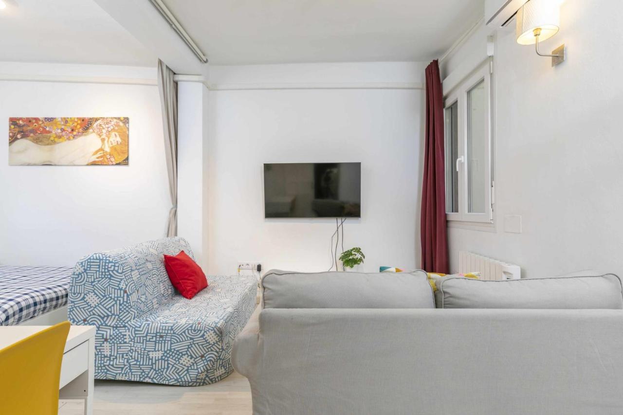 Apartamento Centrico Y Confortable Apartment Madrid Bagian luar foto