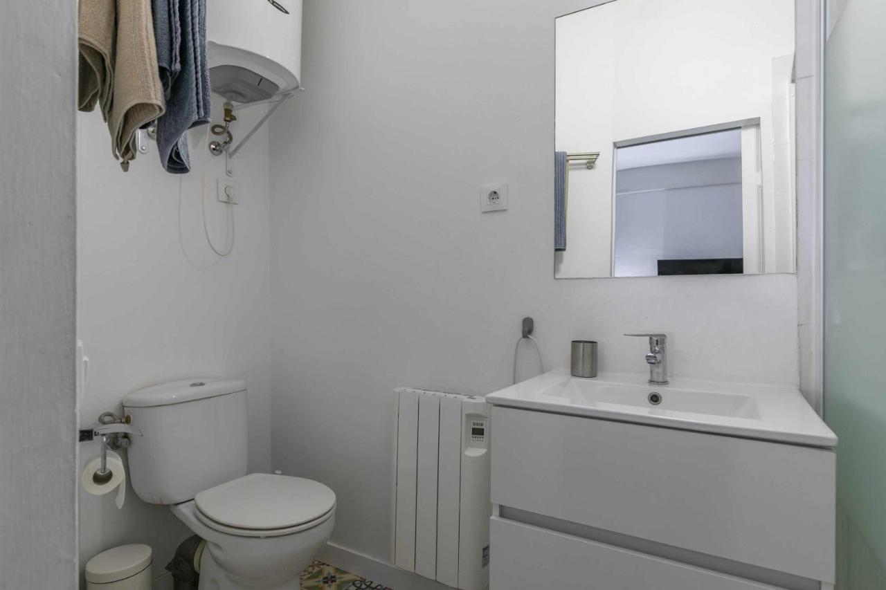 Apartamento Centrico Y Confortable Apartment Madrid Bagian luar foto